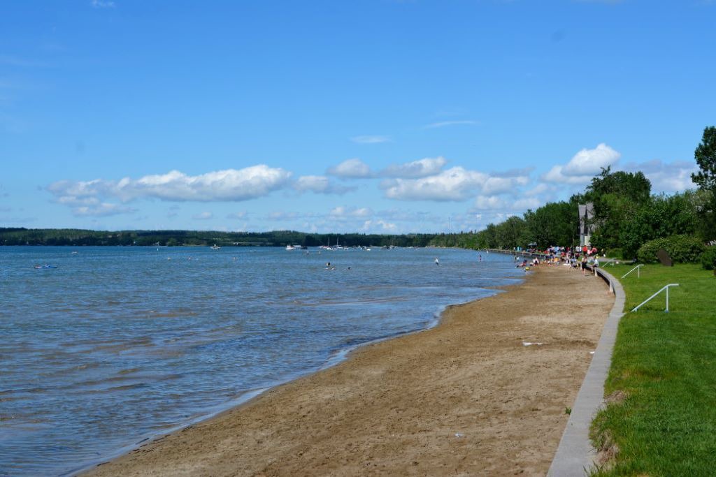 Photo of Others in Sylvan Lake