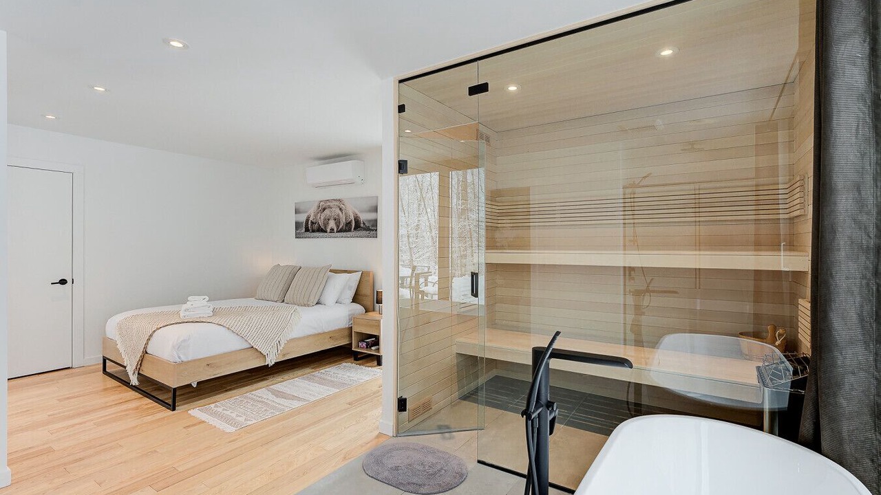 Photo of Bedroom in Lac Superieur Village