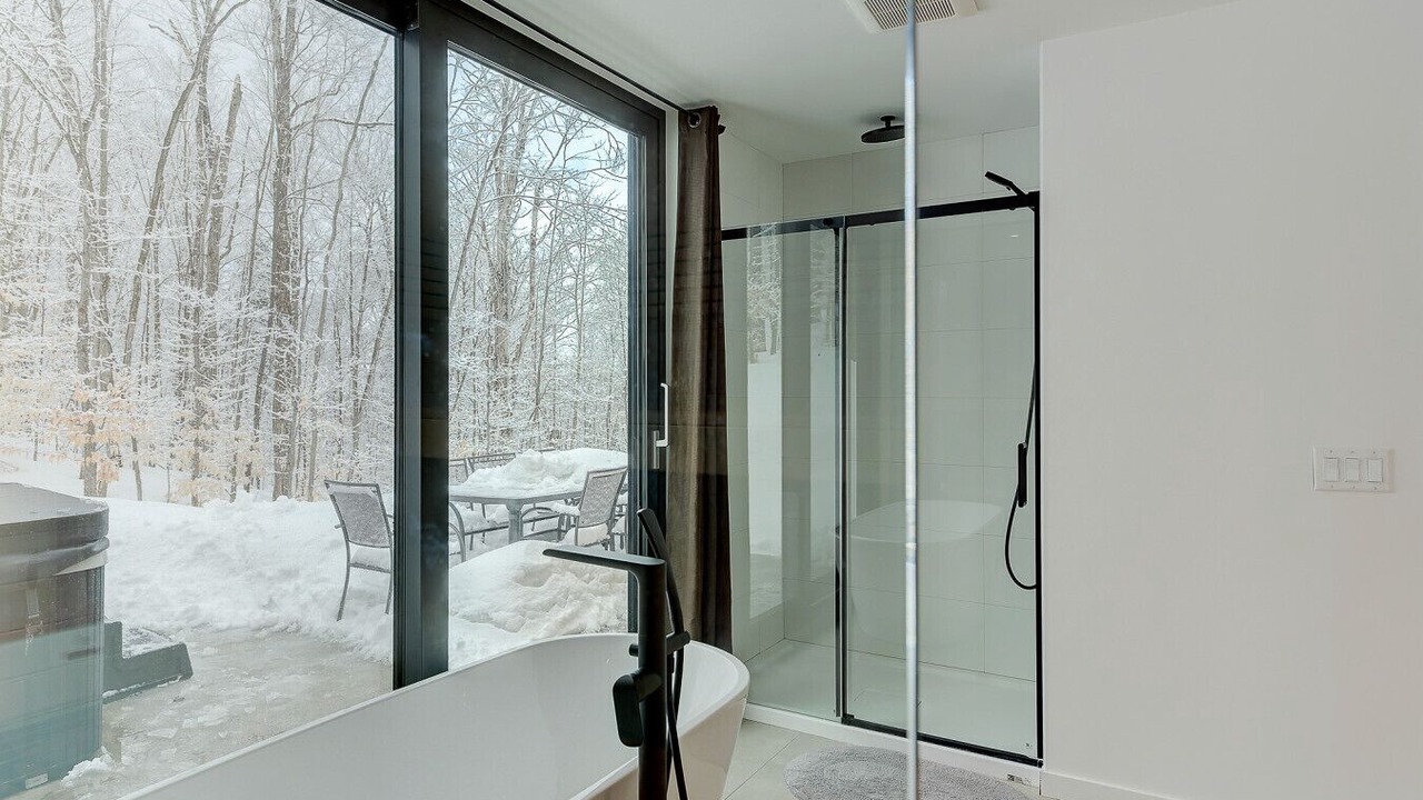 Photo of Bathroom in Lac Superieur Village