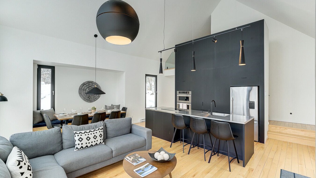 Photo of Livingroom in Lac Superieur Village