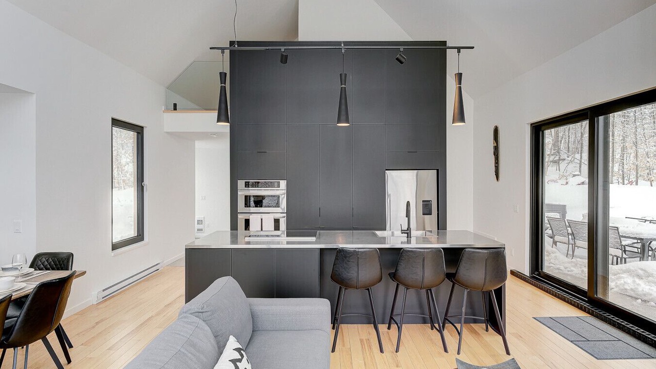 Photo of Livingroom in Lac Superieur Village