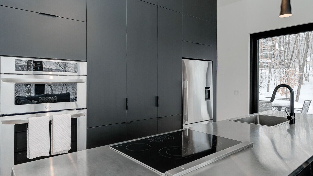 Photo of Kitchen in Lac Superieur Village