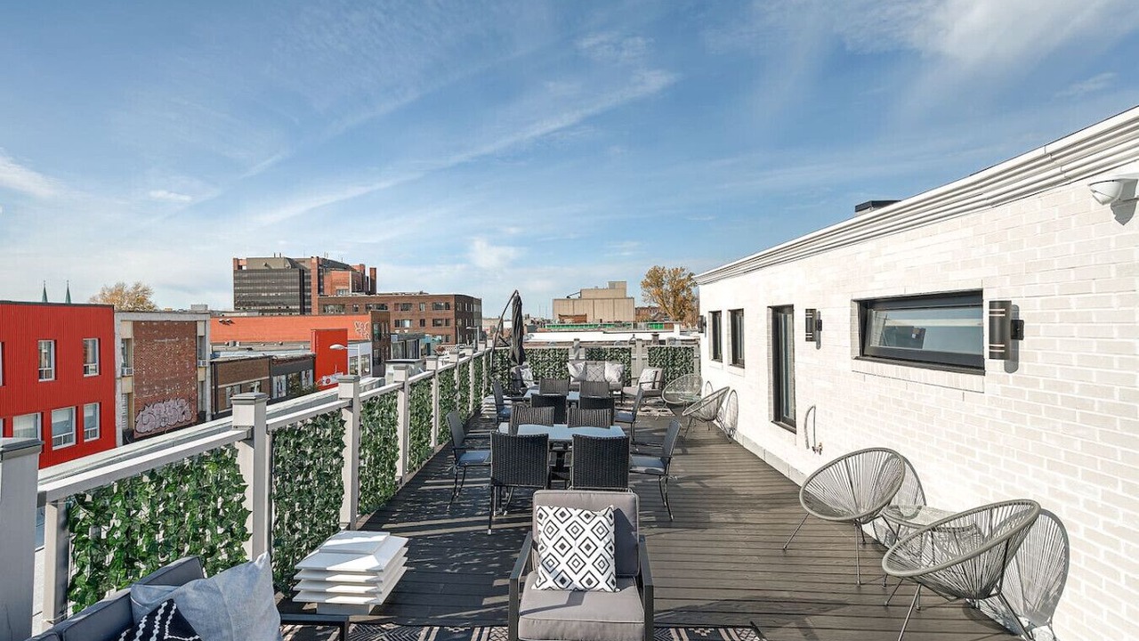 Photo of Outdoor in La Petite-Patrie