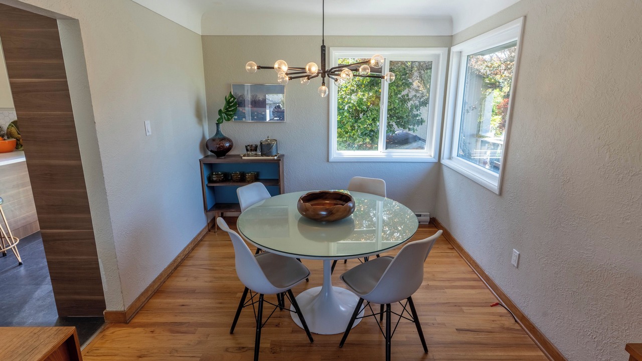 Photo of Bedroom in Saanich East