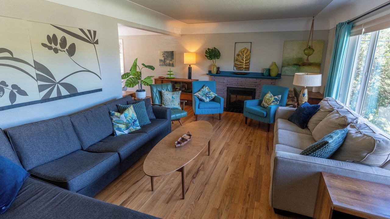 Photo of Bedroom in Saanich East