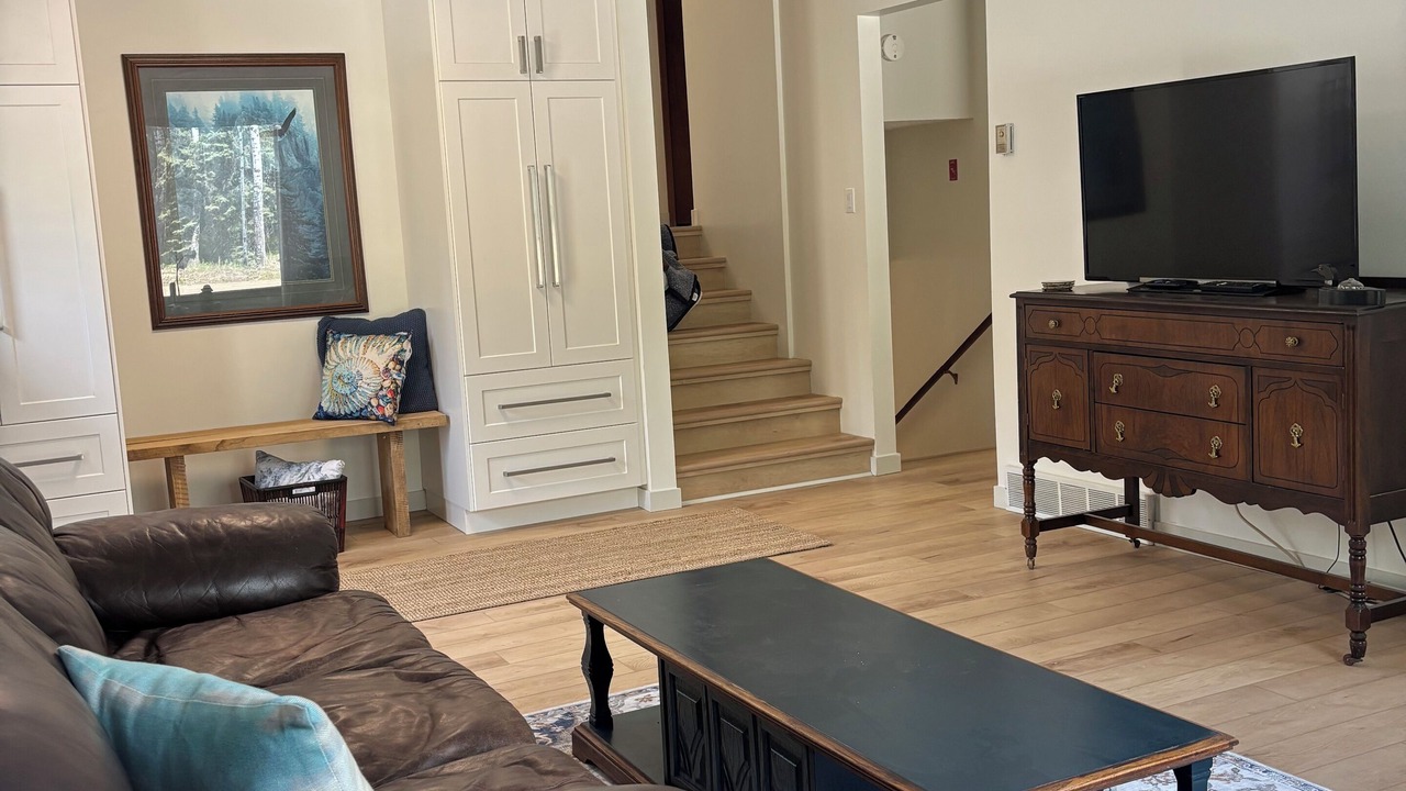 Photo of Livingroom in Candle Lake