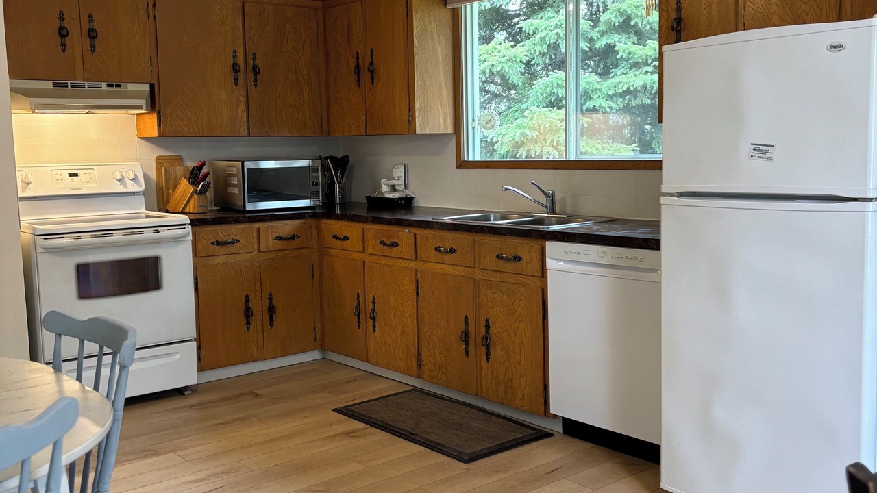 Photo of Kitchen in Candle Lake