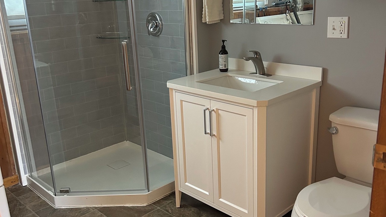 Photo of Bathroom in Candle Lake