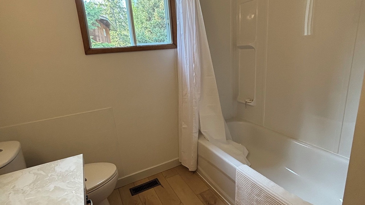 Photo of Bathroom in Candle Lake