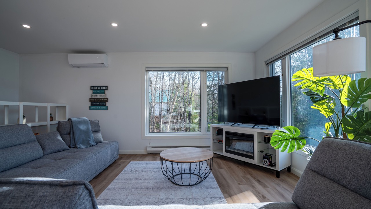 Photo of Livingroom in Le Haut-Saint-Francois Regional County Municipality
