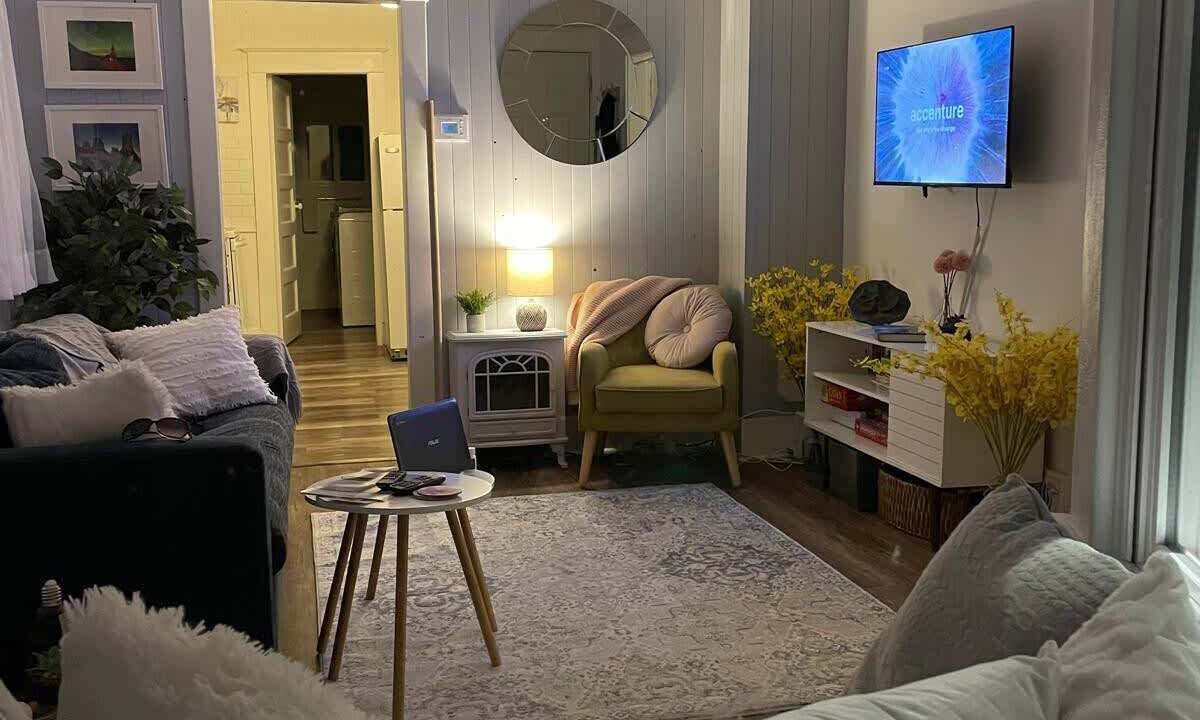 Photo of Livingroom in Drumheller