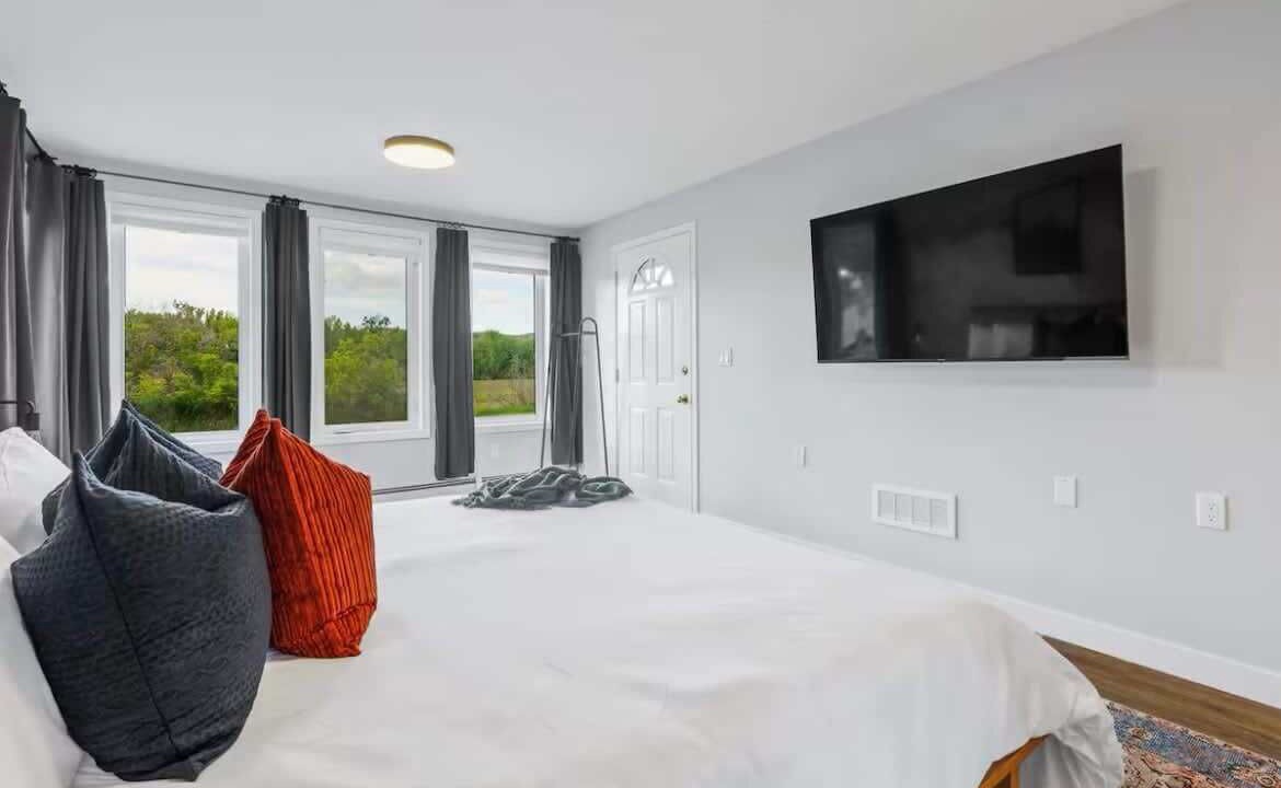 Photo of Bedroom in Drumheller