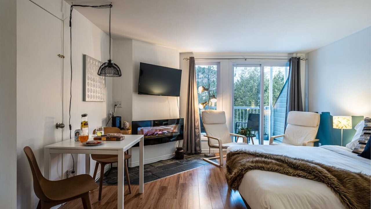 Photo of Bedroom in Mont-Tremblant Village