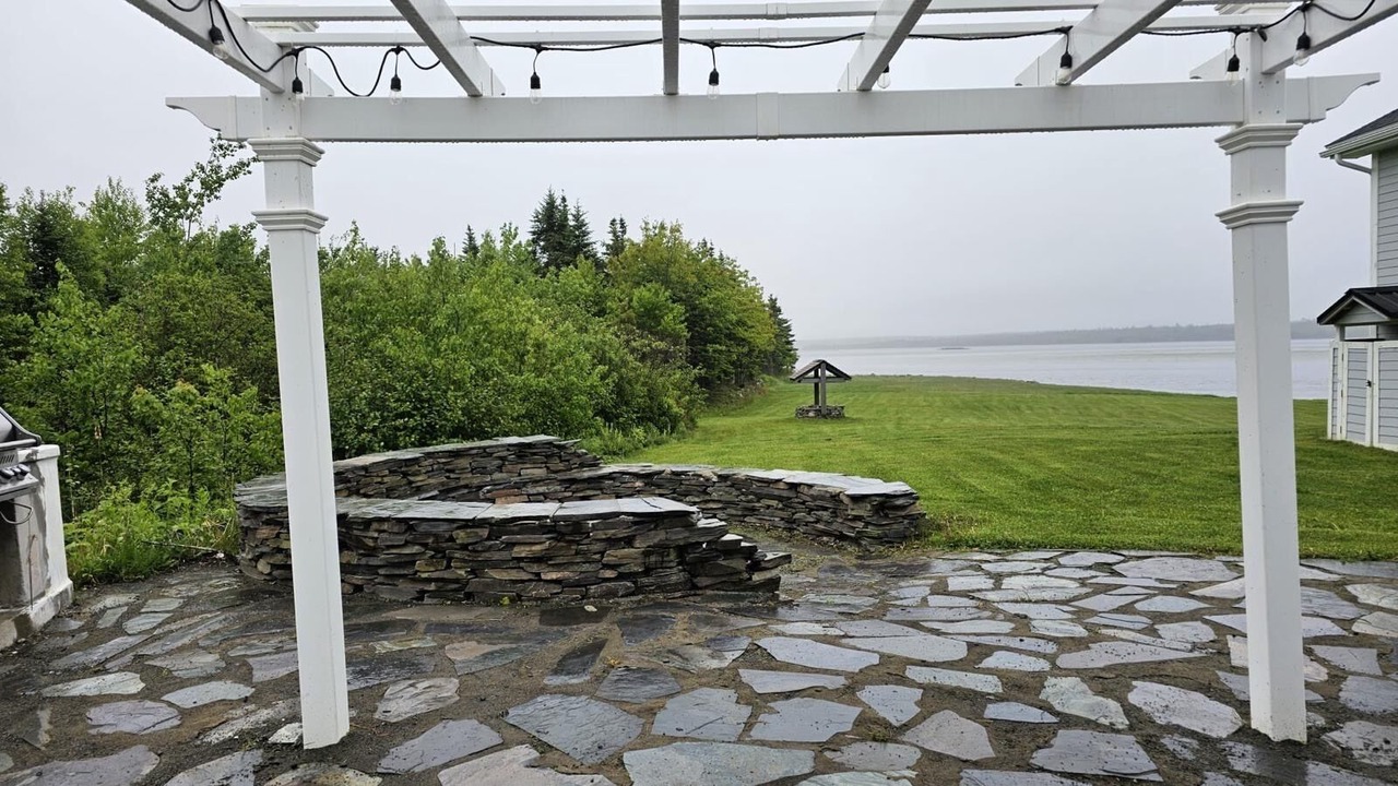Photo of Patio Balcony in Lawrencetown