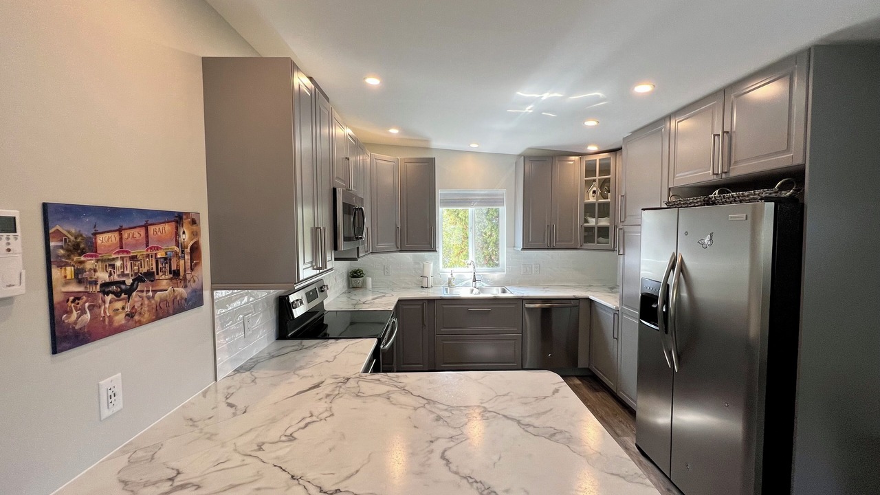 Photo of Kitchen in Okanagan-Similkameen