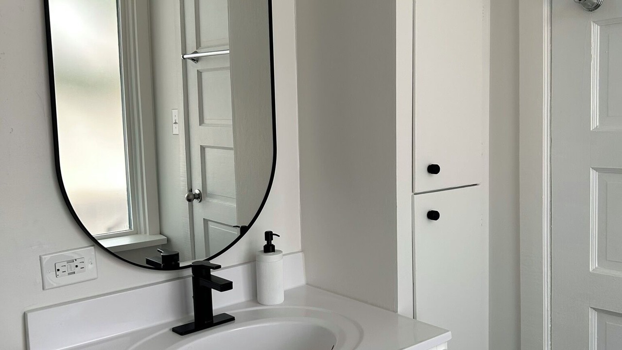 Photo of Bathroom in Drumheller