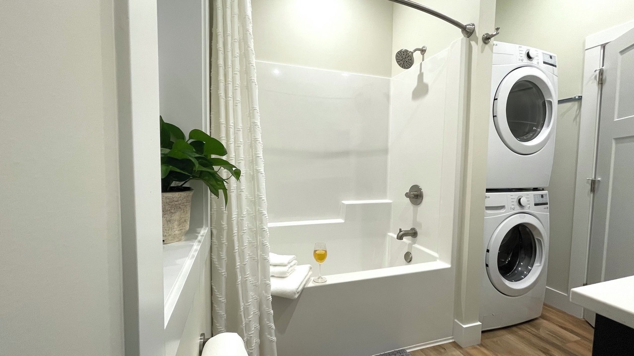 Photo of Bathroom in Courtenay