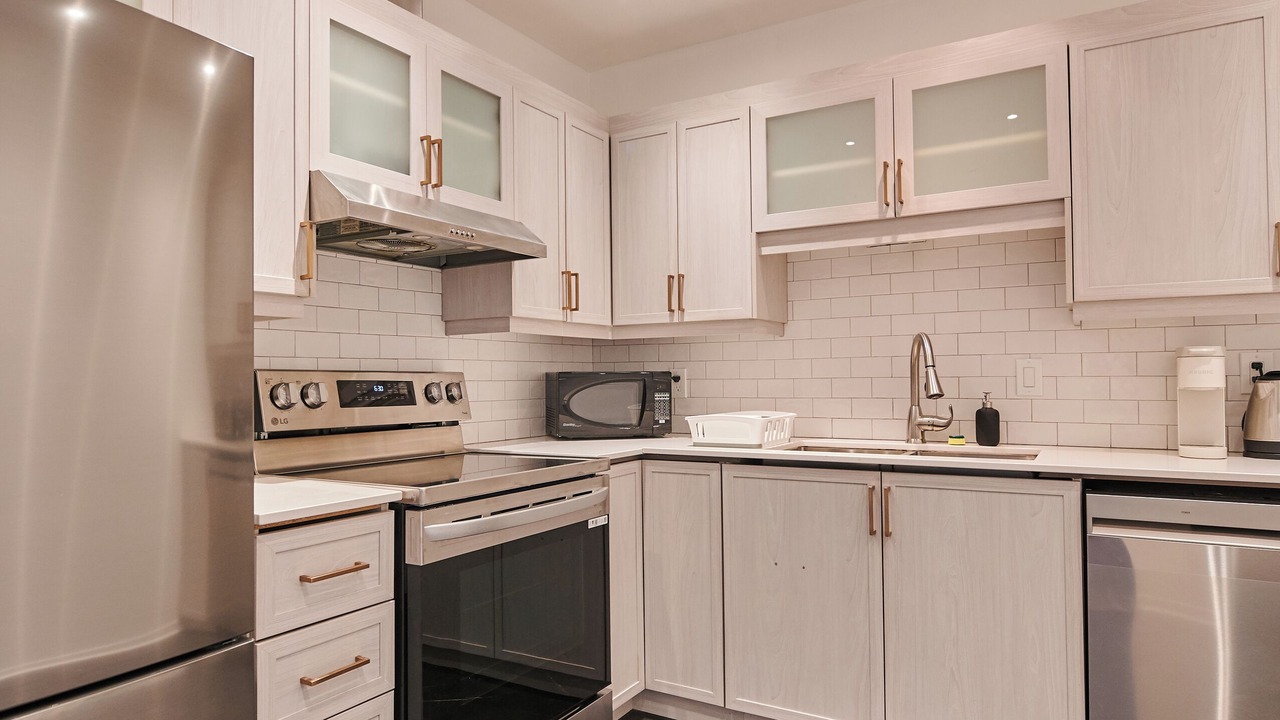 Photo of Kitchen in La Petite-Patrie