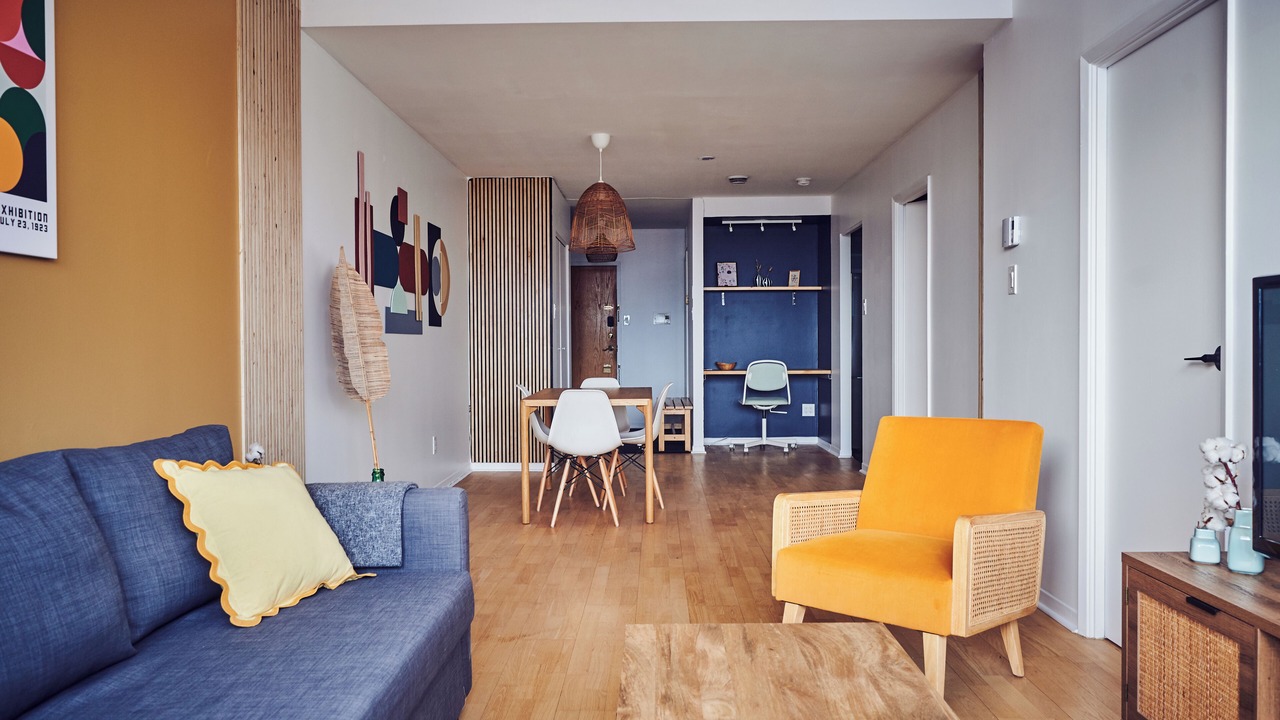 Photo of Livingroom in La Petite-Patrie