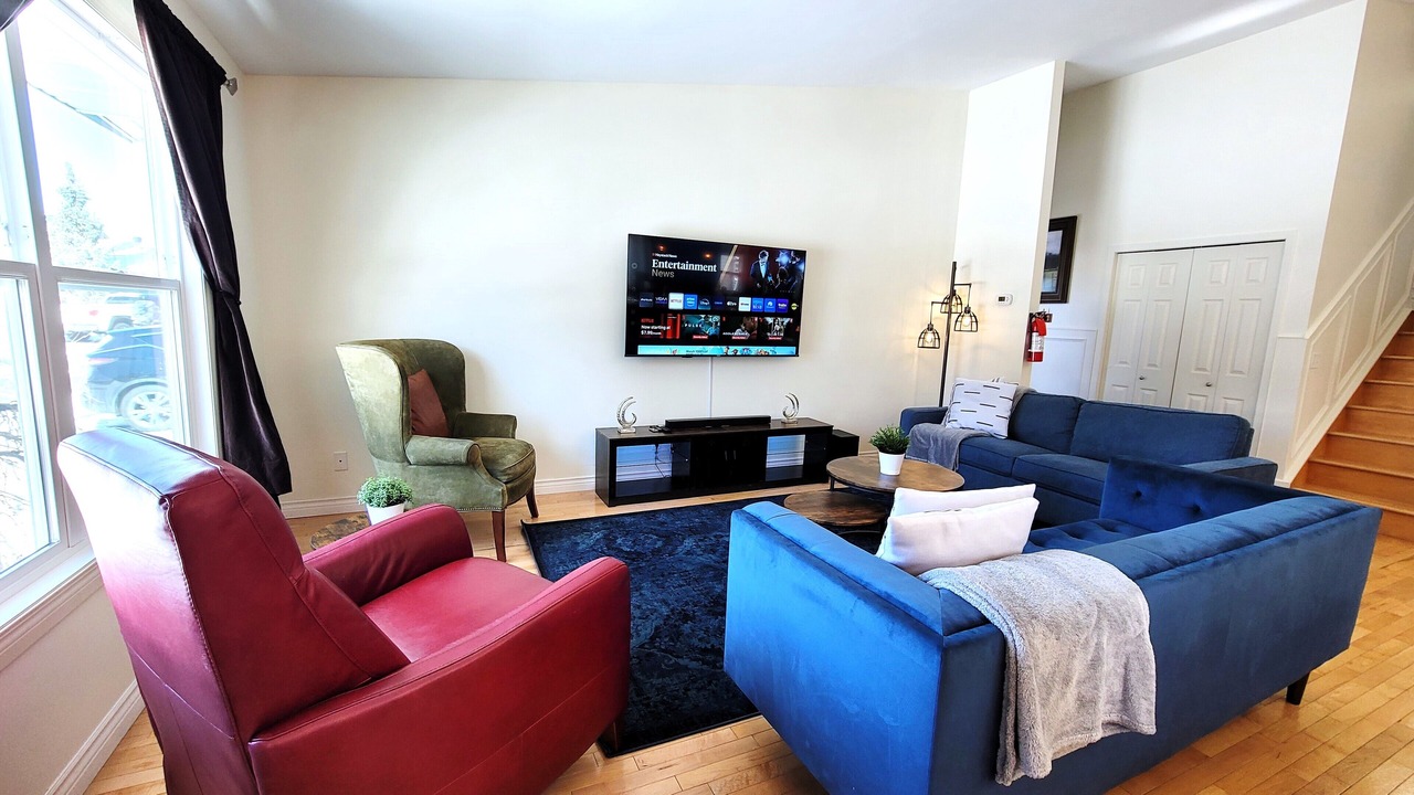 Photo of Livingroom in Northwest Calgary
