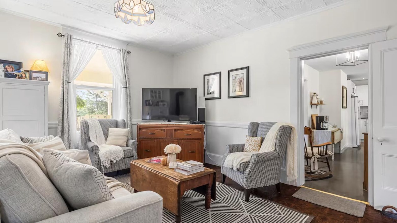 Photo of Livingroom in Clinton