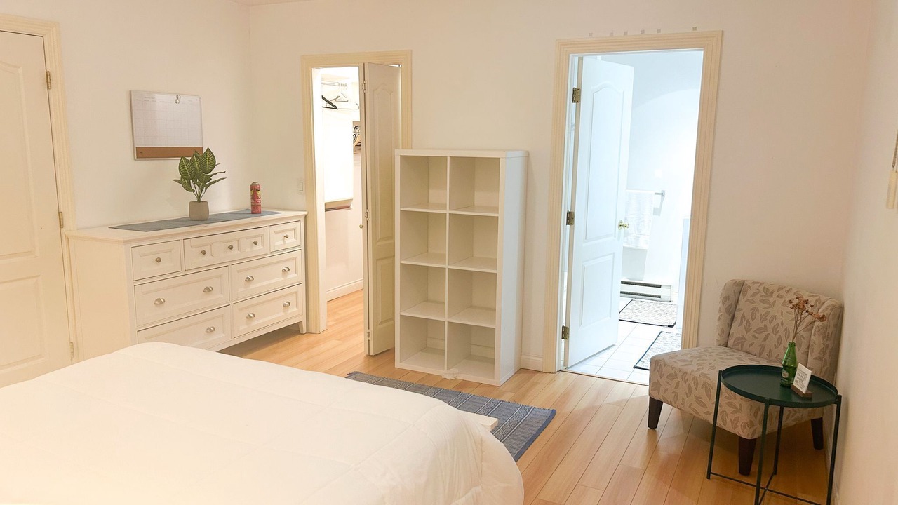 Photo of Bedroom in Marpole