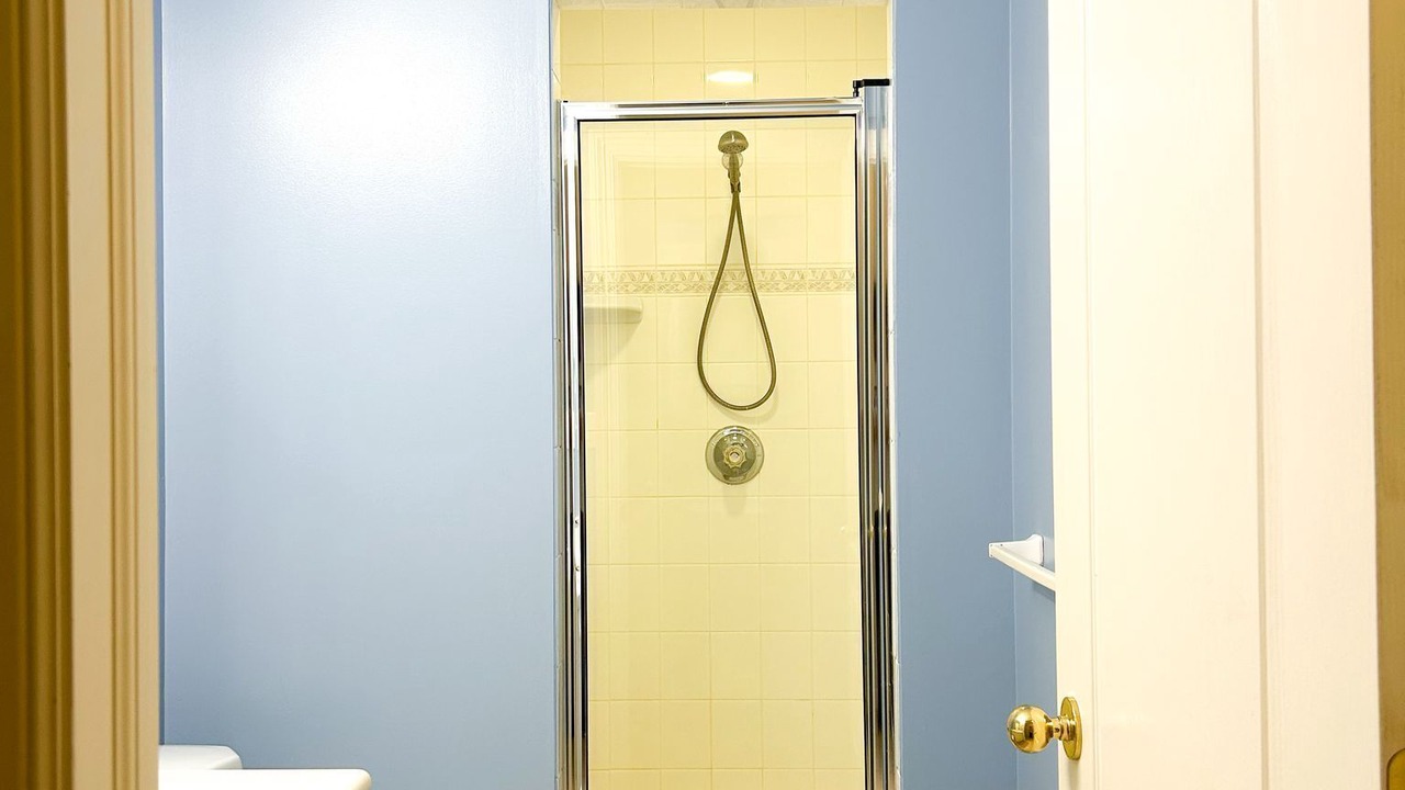 Photo of Bathroom in Marpole