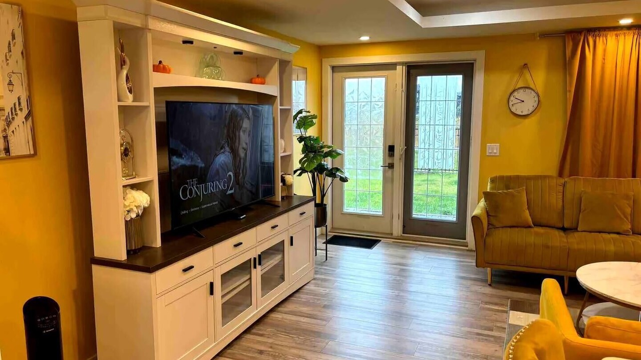 Photo of Livingroom in Fort Gary