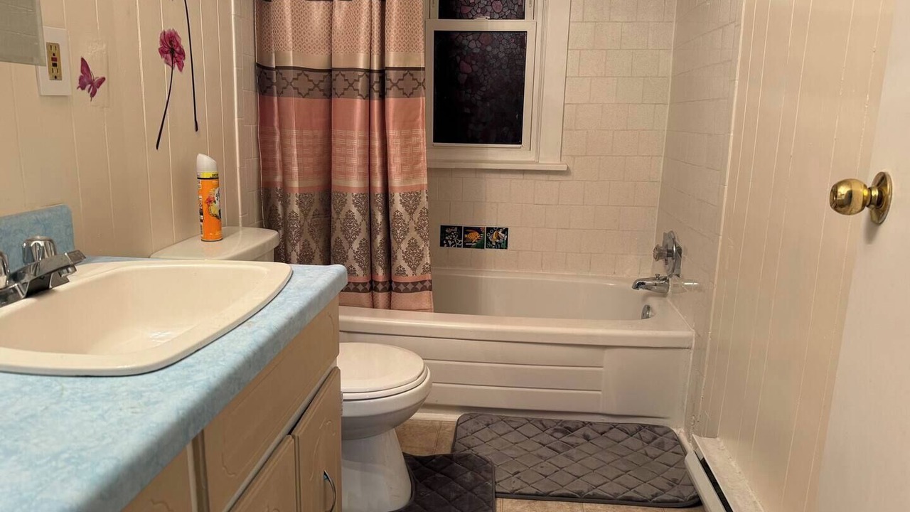 Photo of Bathroom in Welland