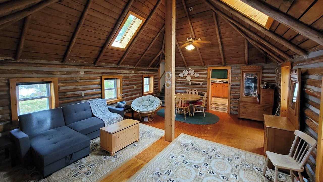 Photo of Livingroom in Trent Lakes