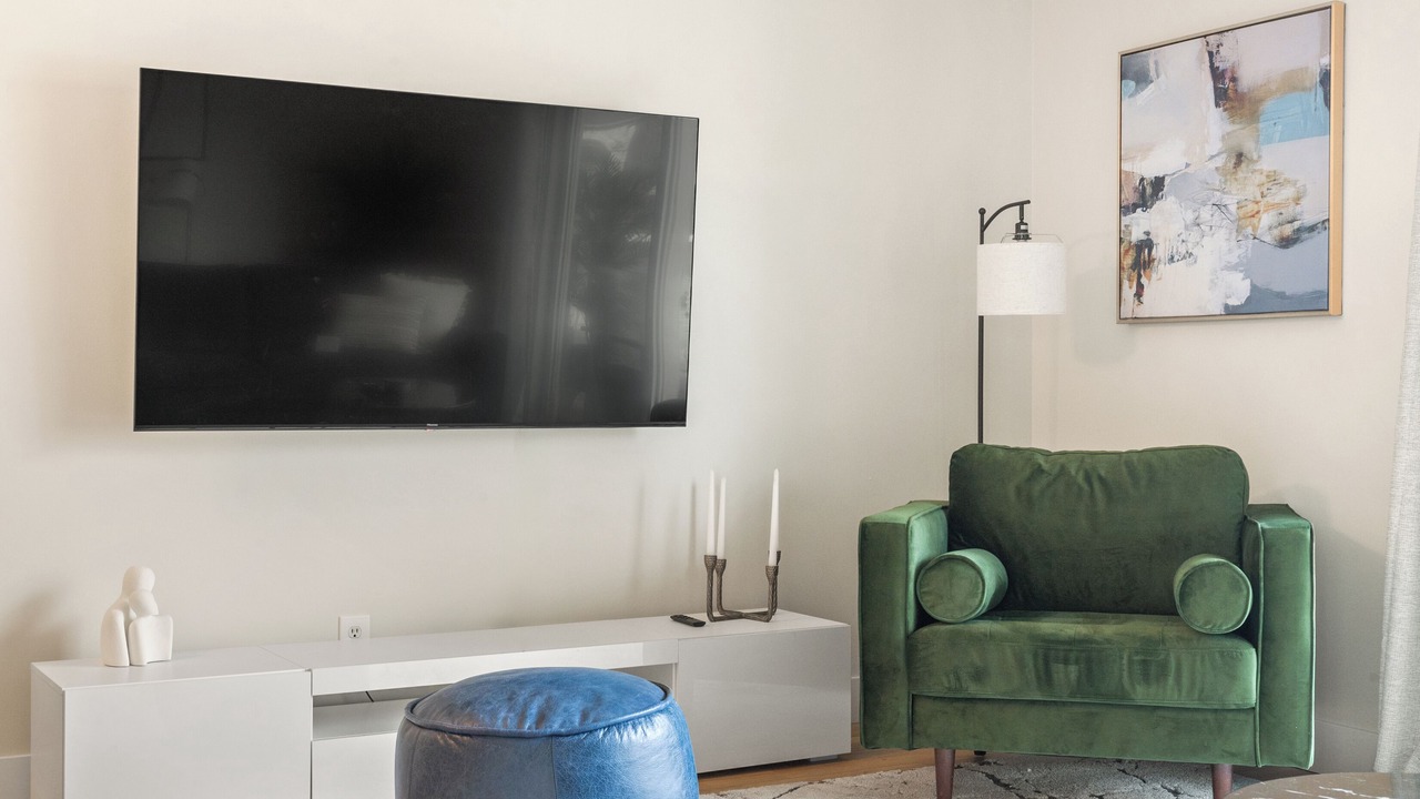 Photo of Livingroom in Inglewood