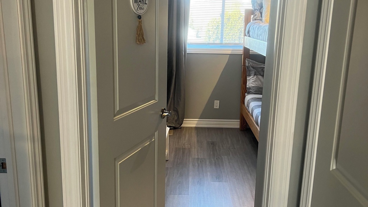 Photo of Bedroom in Alcona