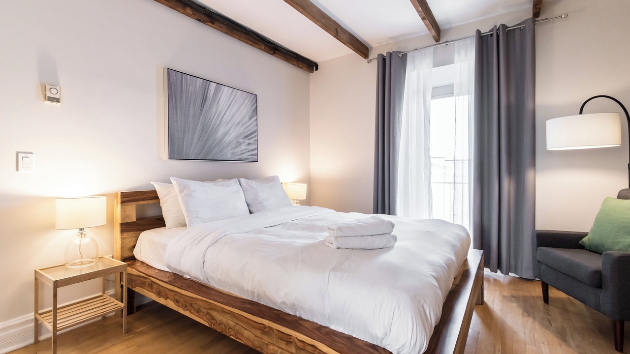 Photo of Bedroom in Latin Quarter