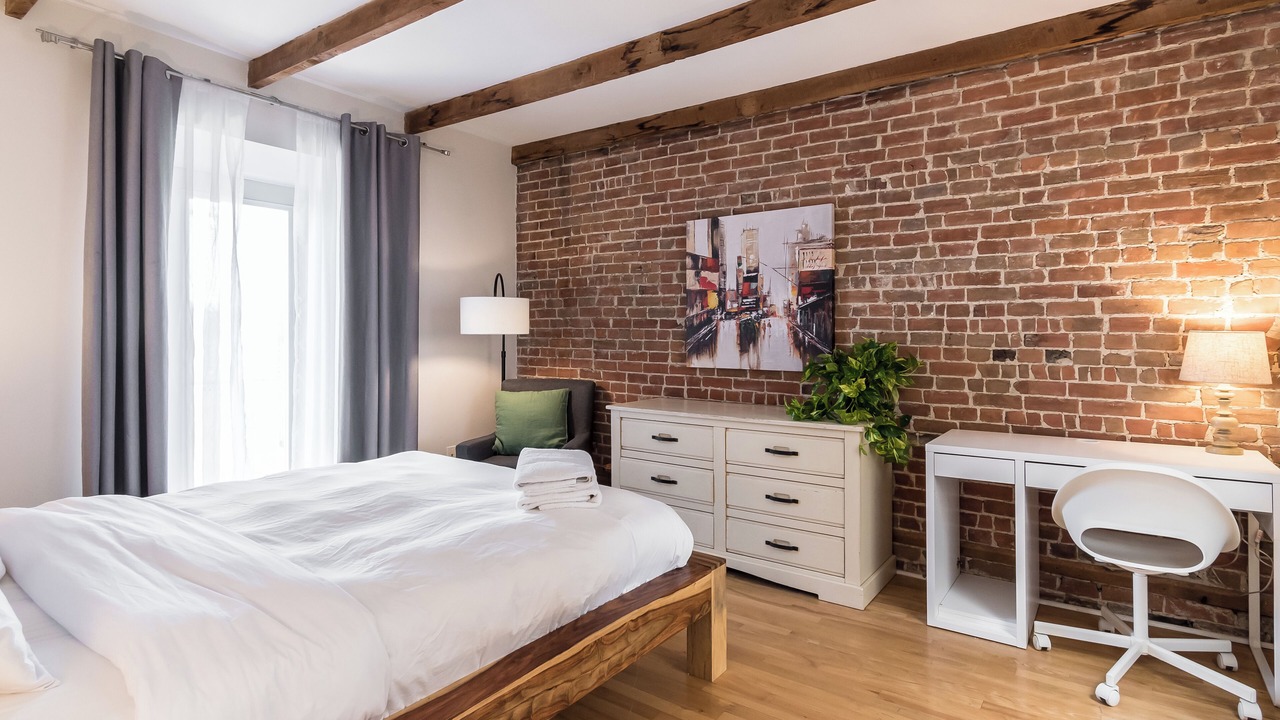 Photo of Bedroom in Latin Quarter