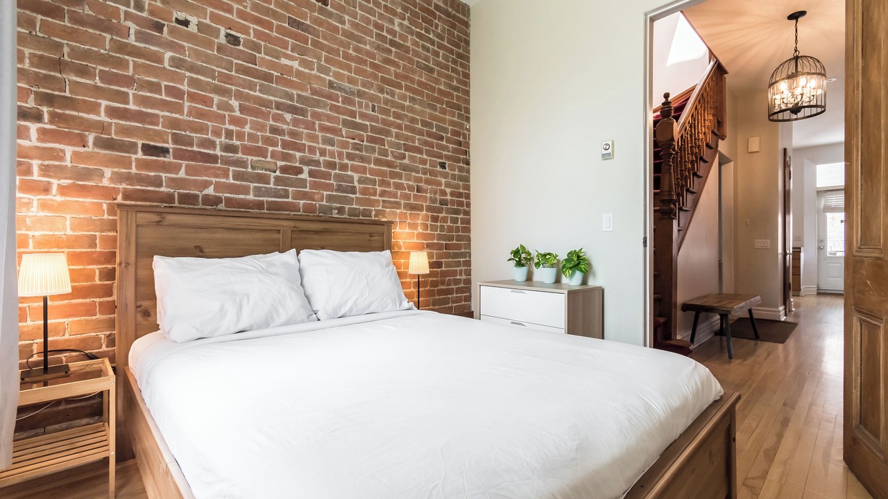 Photo of Bedroom in Latin Quarter