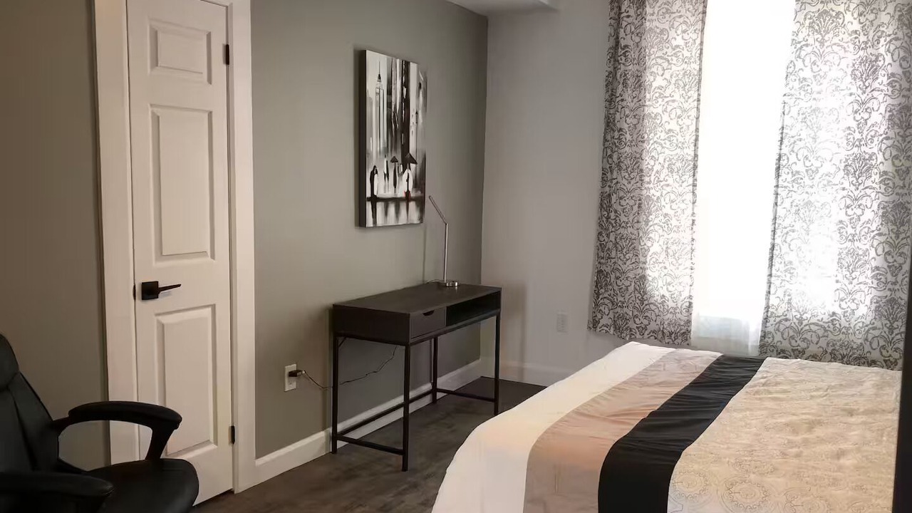 Photo of Bedroom in Inner Harbour