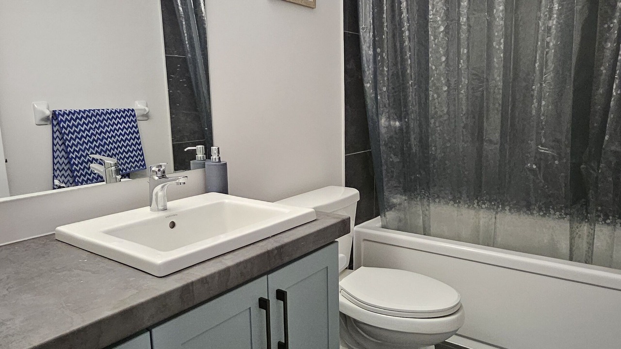 Photo of Bathroom in Embrun
