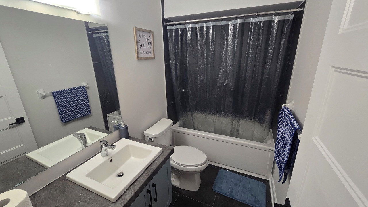 Photo of Bathroom in Embrun