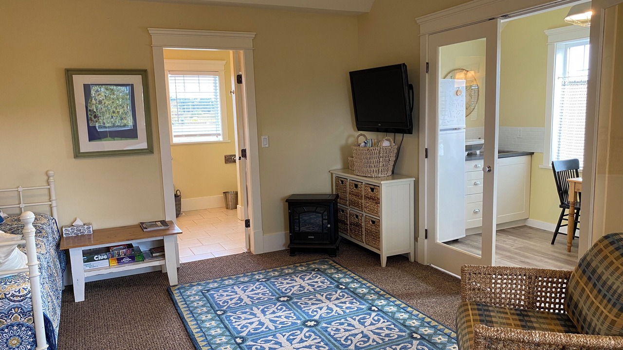 Photo of Livingroom in Duncan