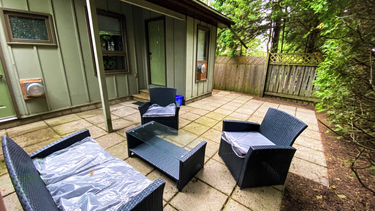 Photo of Patio Balcony in Sauble Beach