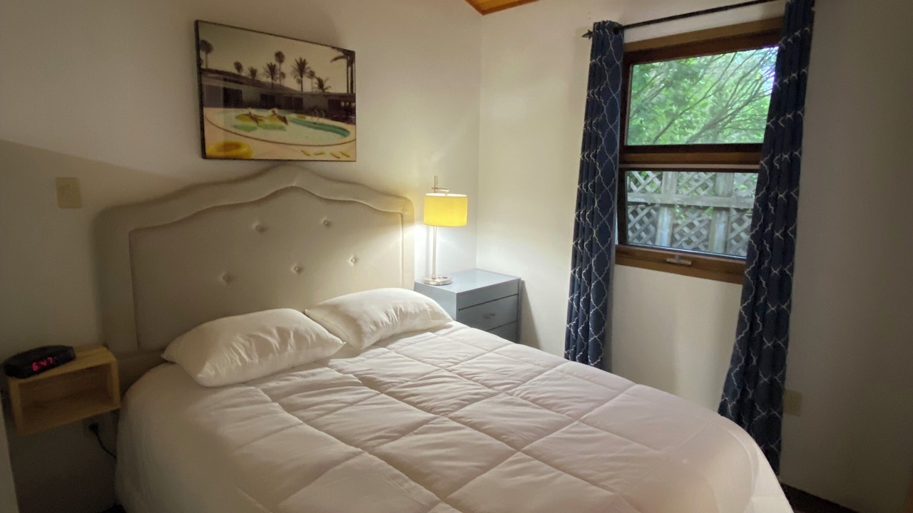 Photo of Bedroom in Sauble Beach