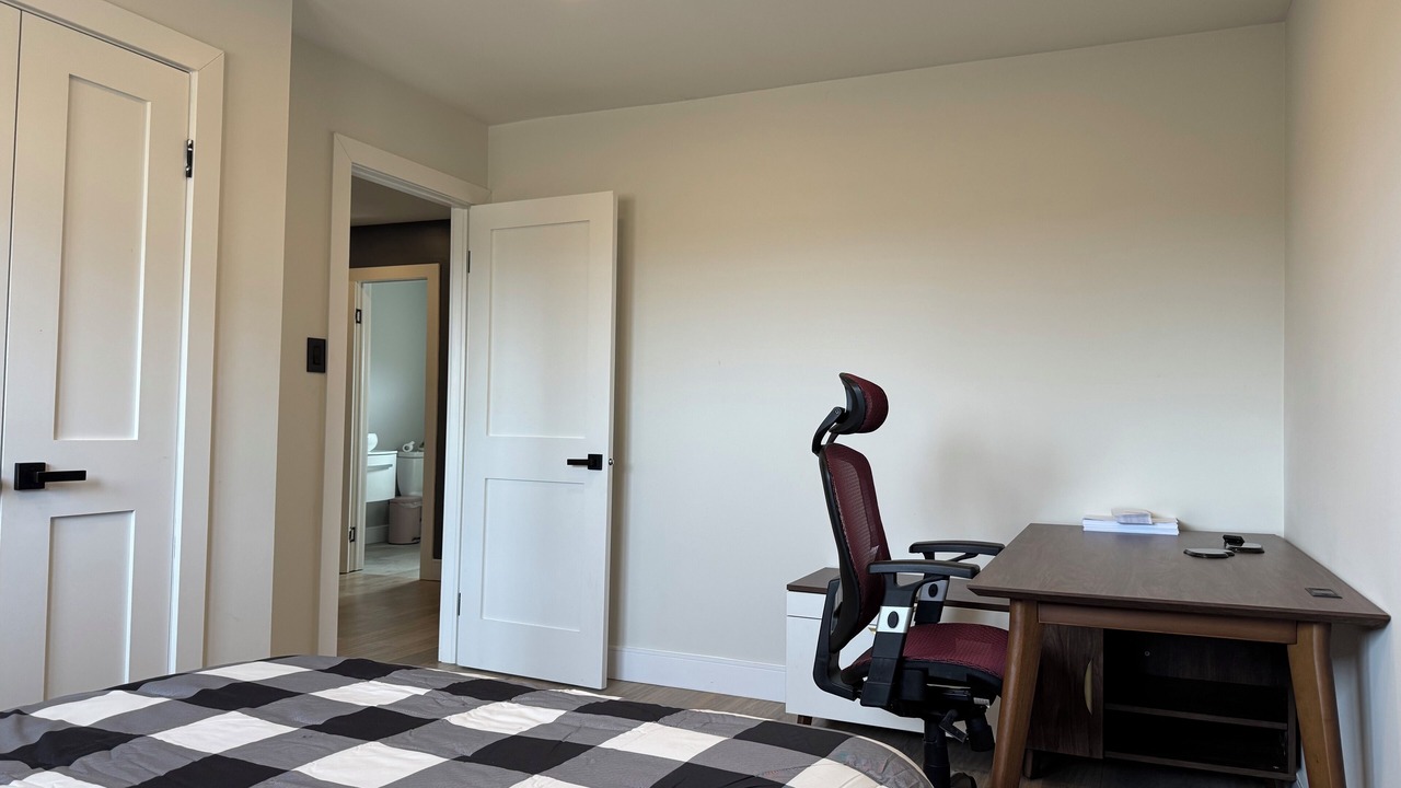 Photo of Bedroom in Richmond Hill