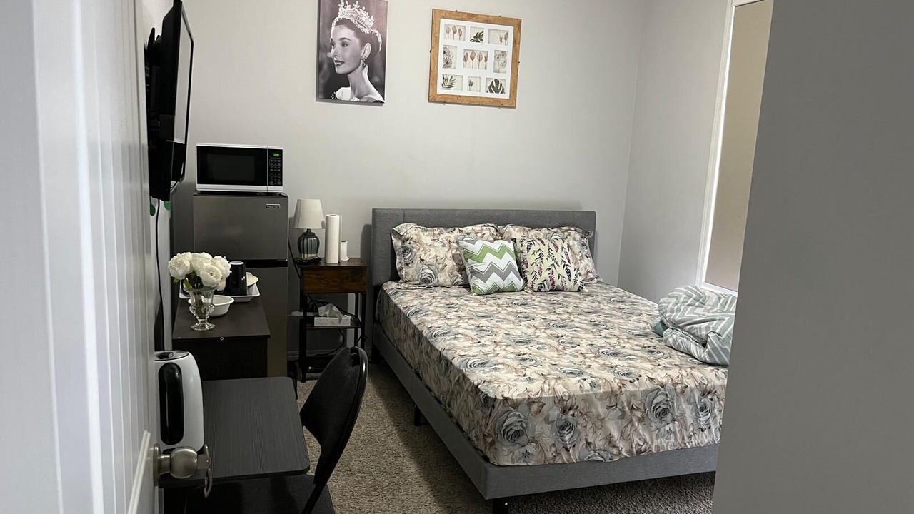 Photo of Bedroom in Chestermere