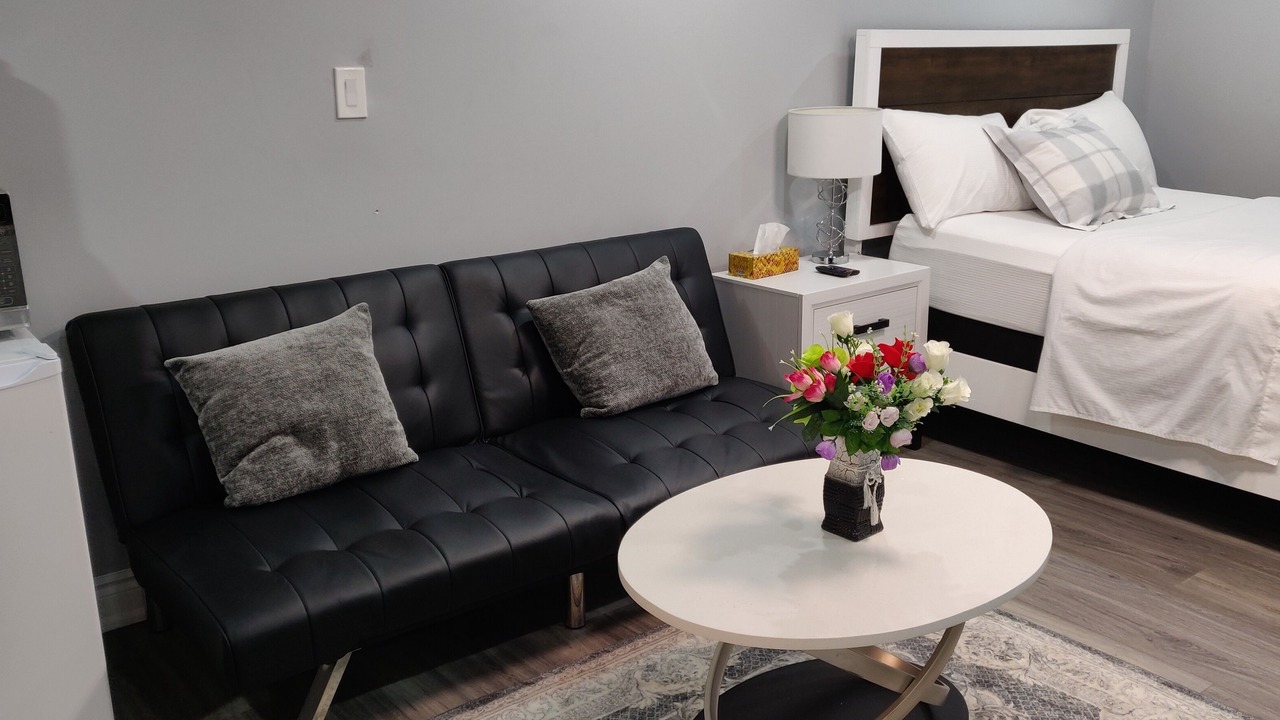 Photo of Bedroom in Halton Regional Municipality