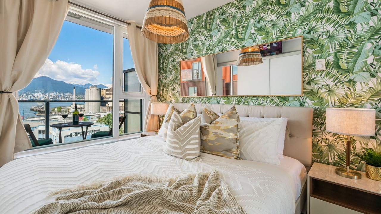 Photo of Bedroom in Downtown Eastside