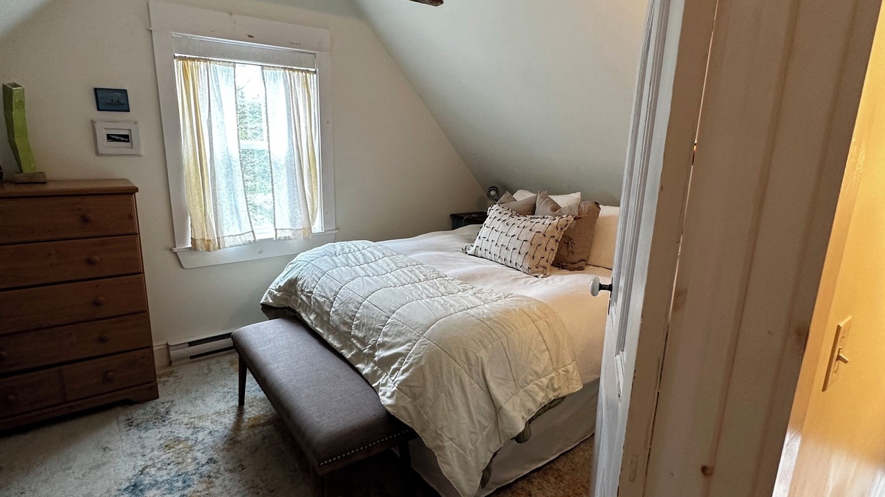 Photo of Bedroom in Indian Harbour