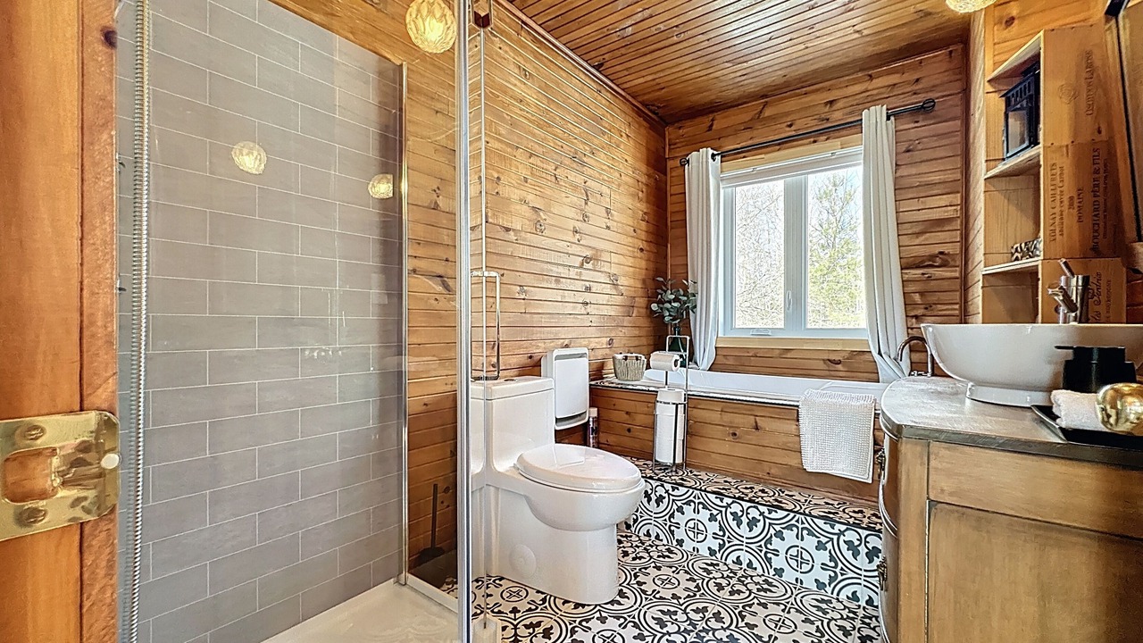 Photo of Bathroom in D'Autray Regional County Municipality