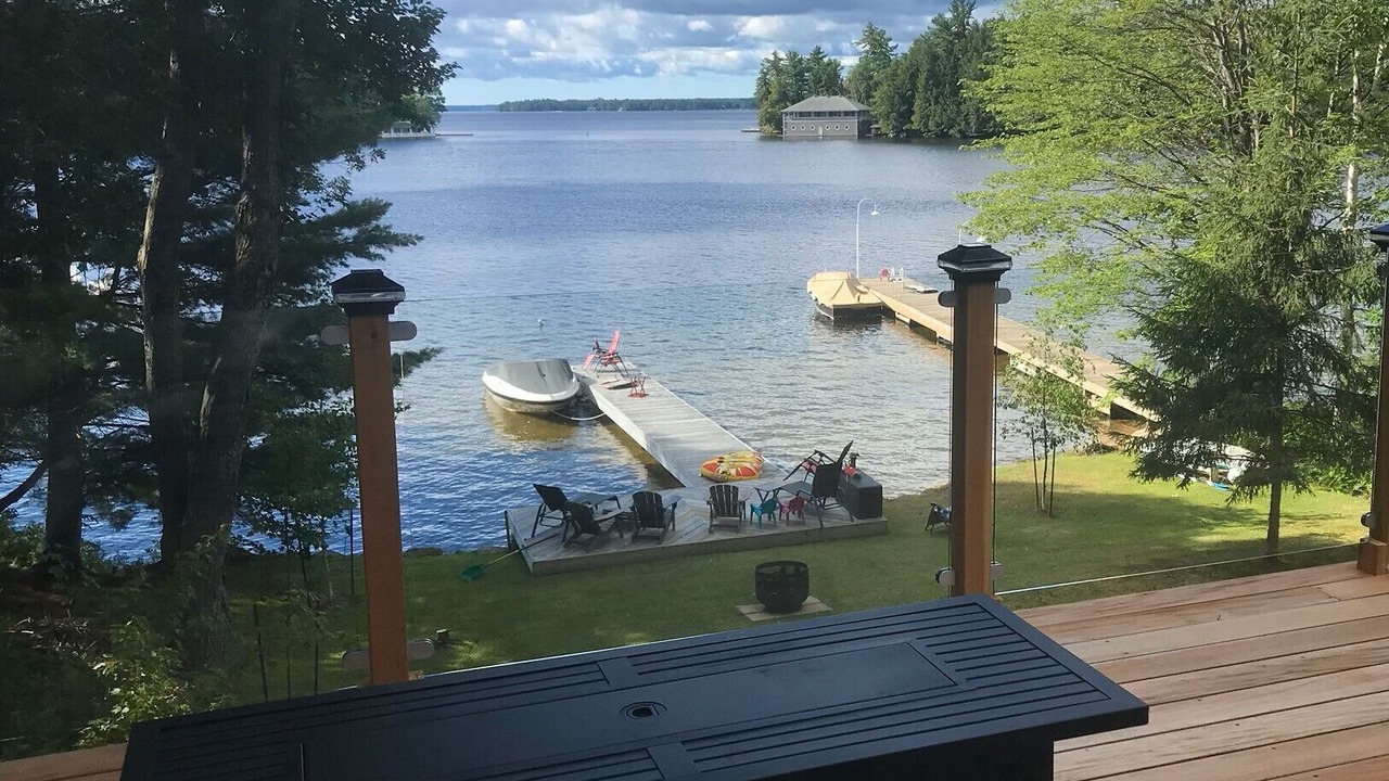 Photo of Patio Balcony in Muskoka Lakes