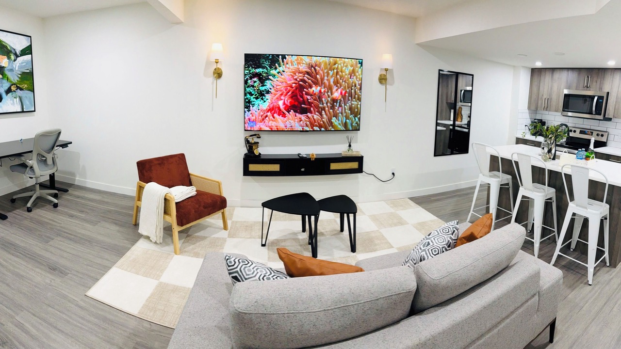 Photo of Livingroom in Chestermere