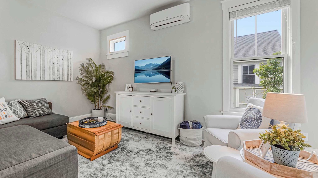 Photo of Livingroom in Cherry Valley